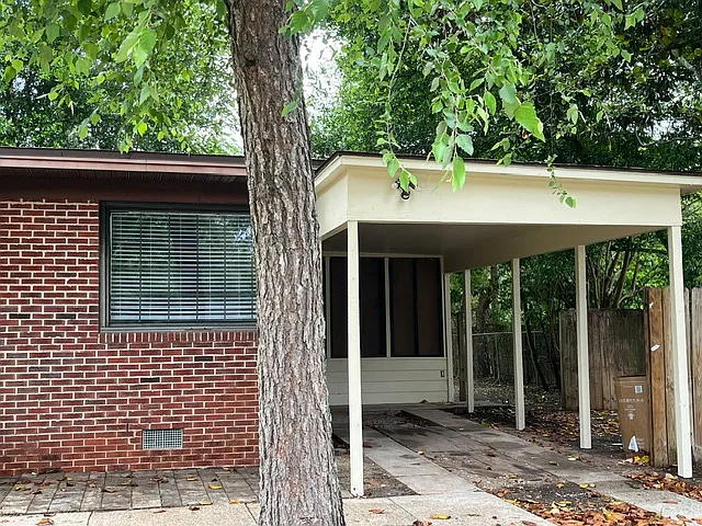108 San Carlos Ave — Photo 11