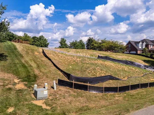 72 Scarlet Dr, Daleville, VA 24083