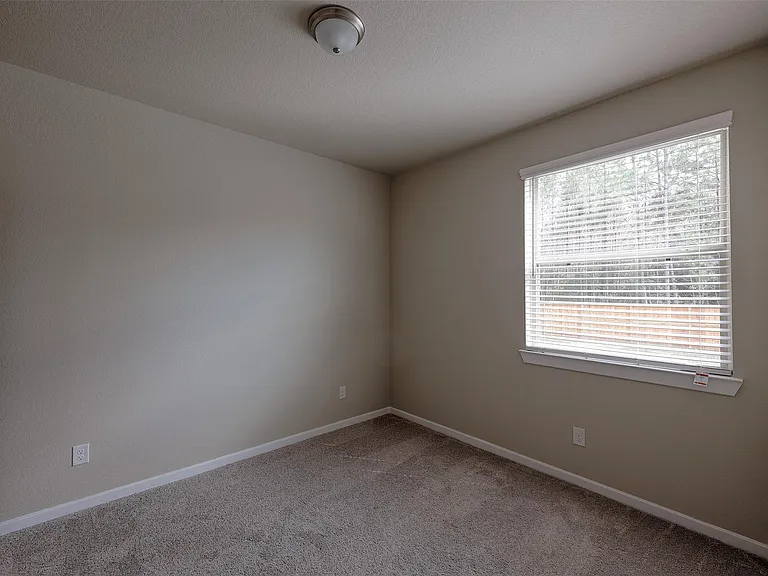 115 Handley Dr — Photo 20