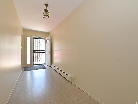 4th image of 61-23 218th St