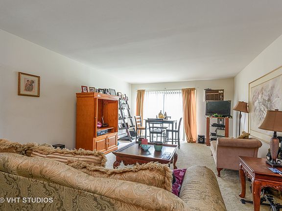 3rd image of 2200 Bayside Dr Unit 5