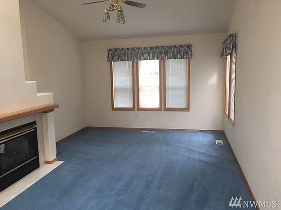 4th image of 5214 43rd Ct SE