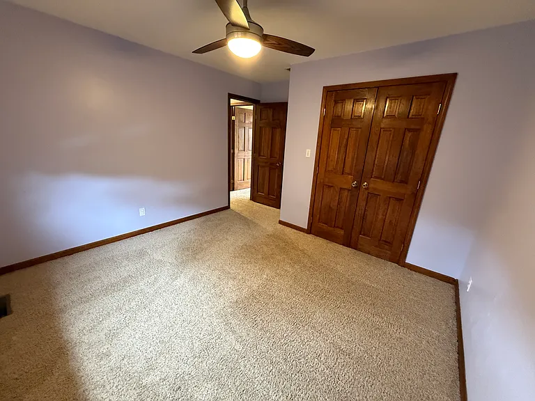 3864 Greenbriar Dr — Photo 21