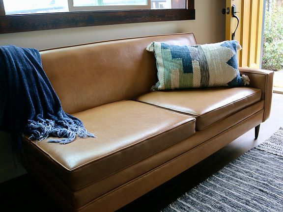 loveseat