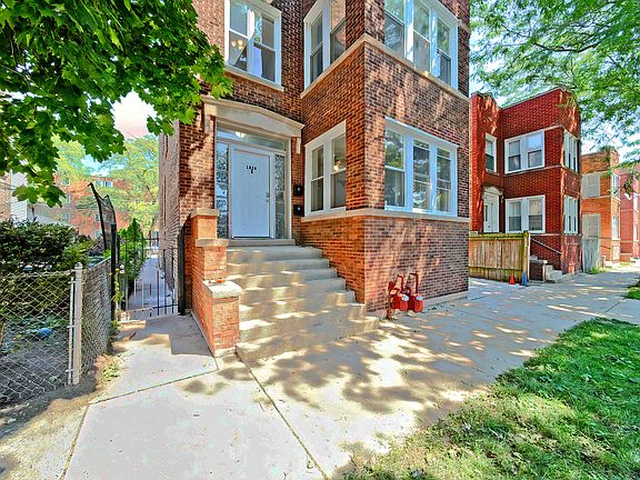 2nd image of 1824 W Hood Ave