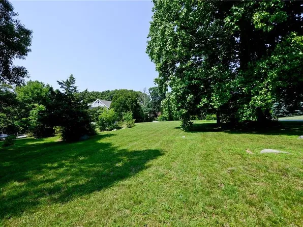 0 Church St, Tiverton, RI 02878