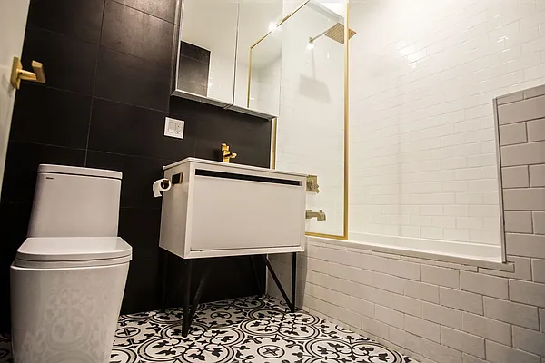 Rented by Lofts and Flats LLC | media 6