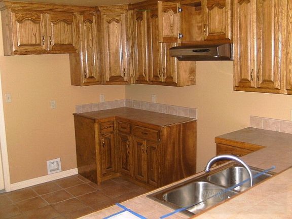 2nd image of 4660 Larkspur Dr