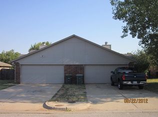 323 Nimrod Rd, Edmond, OK 73003