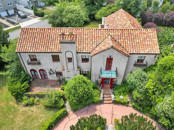 989 Peace Street, Pelham, NY 10803