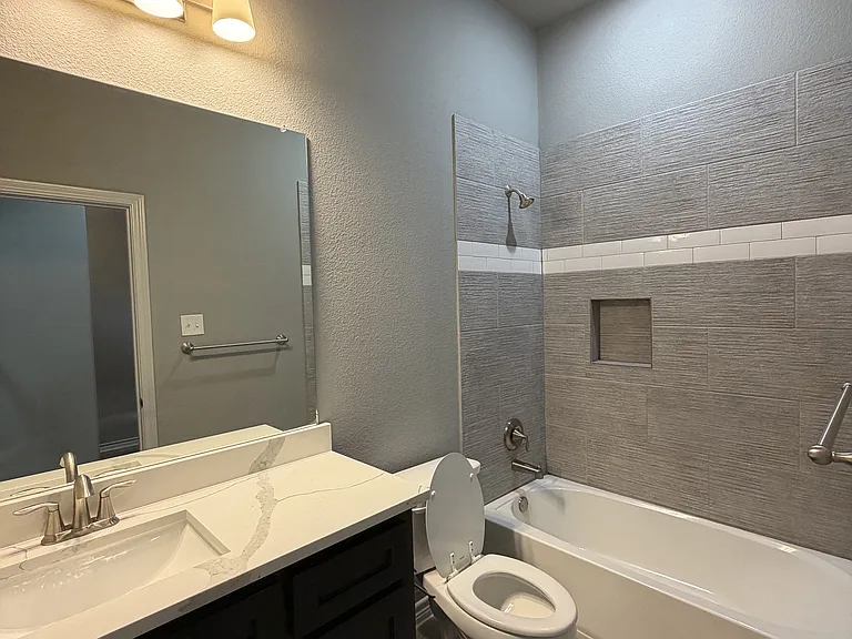 8920 Kiowa Dr — Photo 8