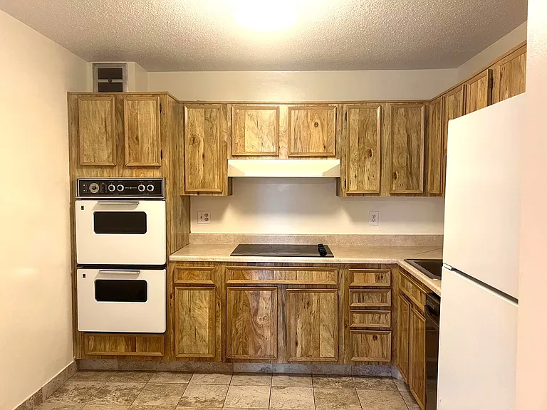 8370 Greensboro Dr #216 — Photo 15