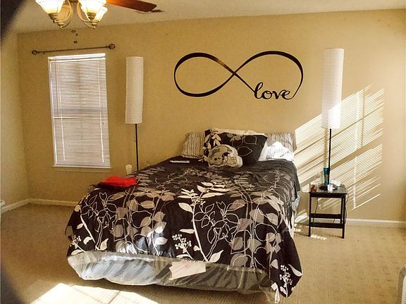 Enjoy your generously sized 1st floor primary bedroom and bath with plenty of light and walk-in closet as well!