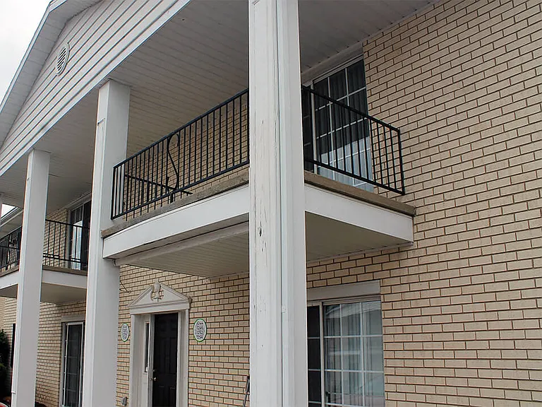Make Your Balcony Into a Haven!