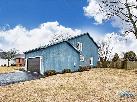 2nd image of 904 N Hill Trl
