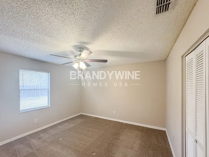 8236 Weybridge Dr — Photo 15