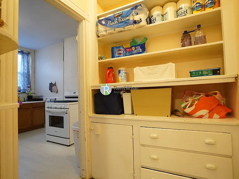 14 Foster St #1 — Photo 17
