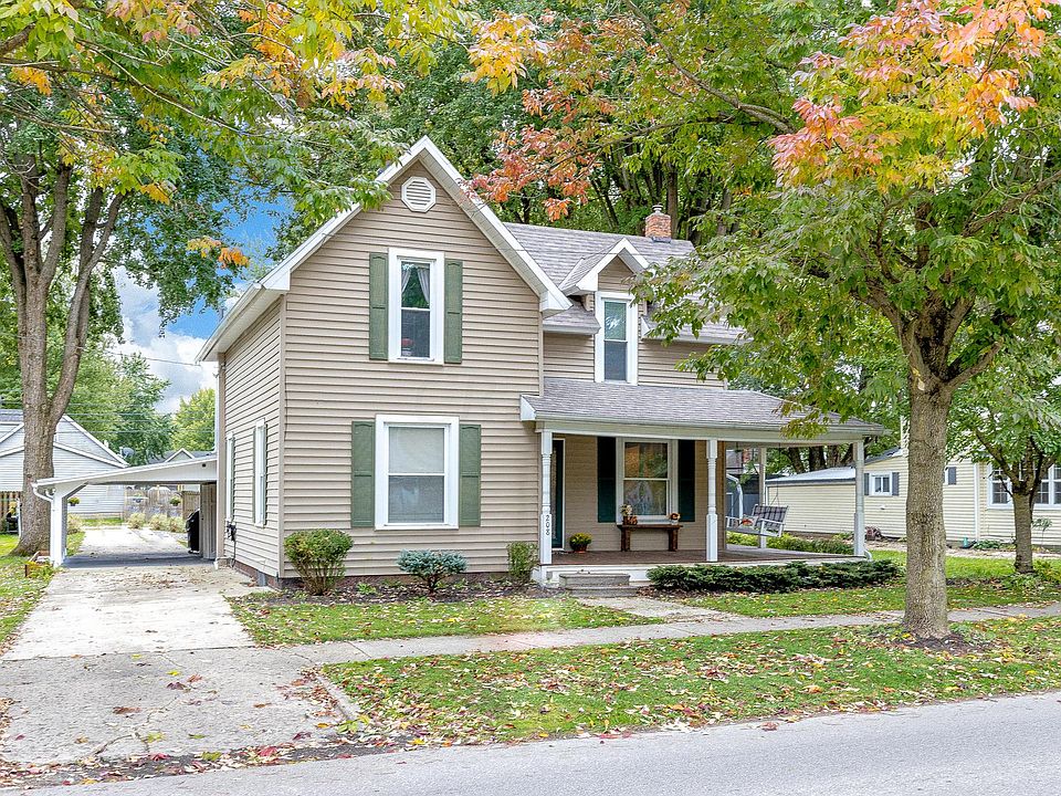 1st image of 208 E Blagrove St
