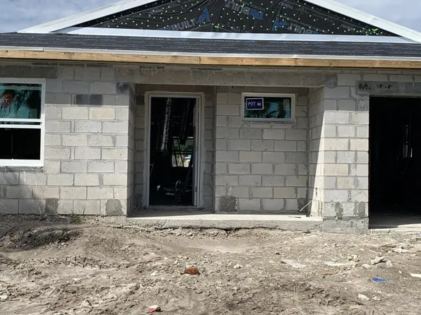 31 Mariposa Lane, Port St Lucie, FL 34952
