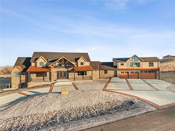 3rd image of 2570 Vista Loop Dr