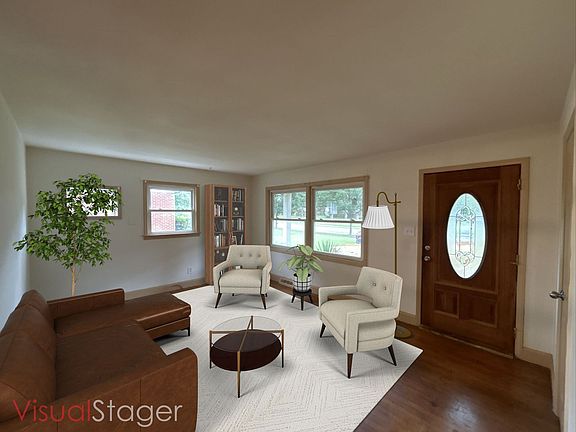 3rd image of 1431 Woodhill Ln
