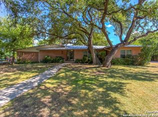 203 Royal Oaks Dr, San Antonio, TX 78209