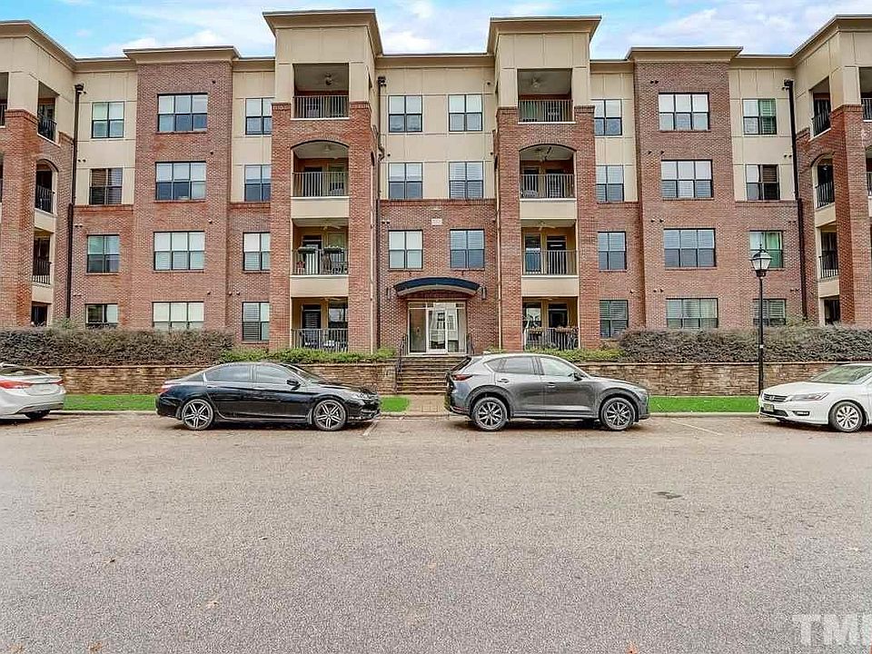 1st image of 700 Finsbury St APT 101