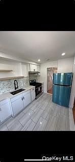 1st image of 6125 Saunders Street