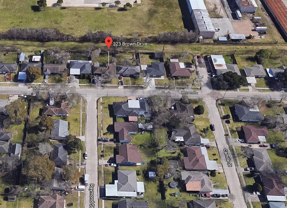1st image of 323 Brown Dr