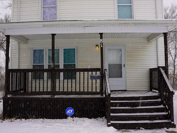 81 Willard St, Pontiac, MI 48342