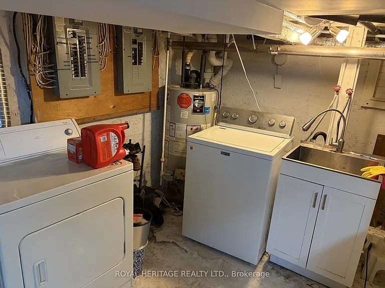 770 Cambridge Ct — Photo 15