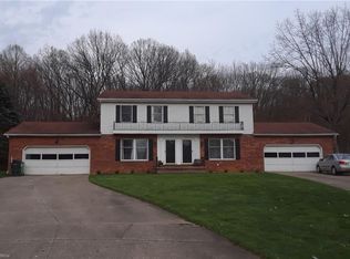 1609 Robin Ln, Stow, OH 44224