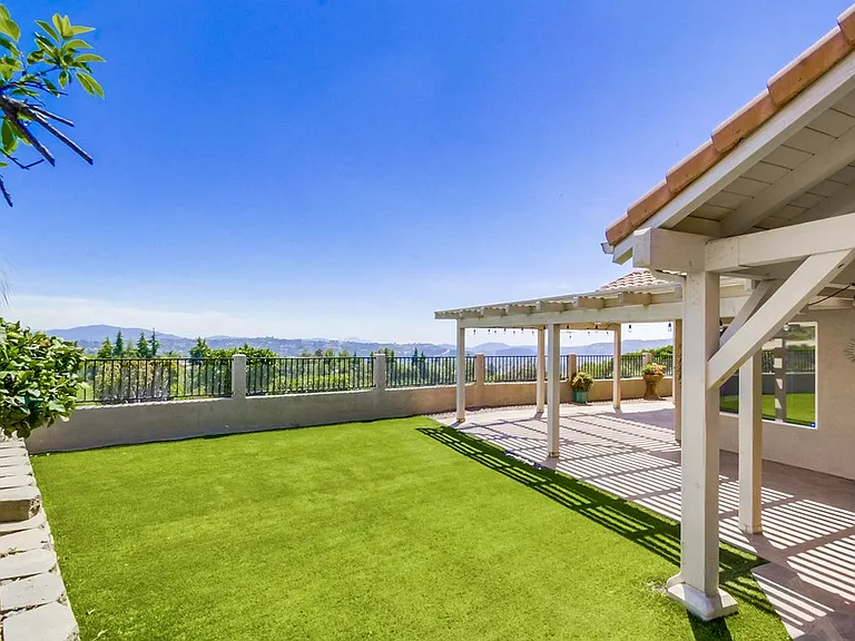 2703 Lobelia Rd — Photo 56