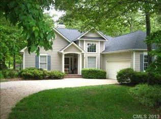 1271 Springlake Dr, Gastonia, NC 28054
