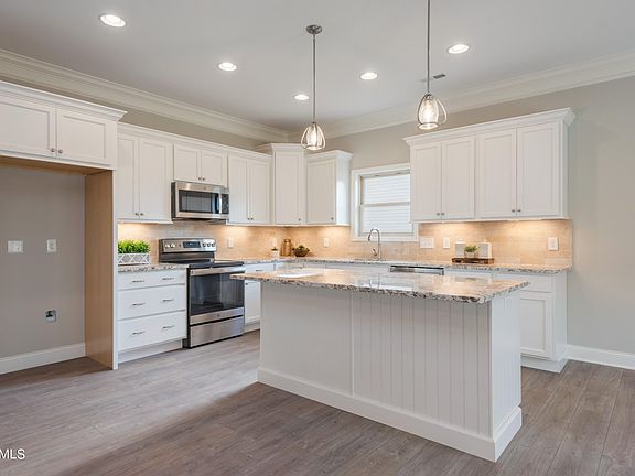 5th image of 3429 Windmead Ln Lot 38