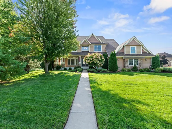 1610 Widgeon Cir, Centerville, MN 55038