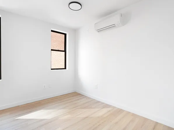 151 East 30th Street image 5 of 6