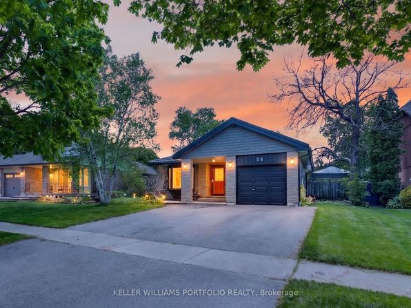 38 Laurelcrest St, Brampton, ON L6S 2R4
