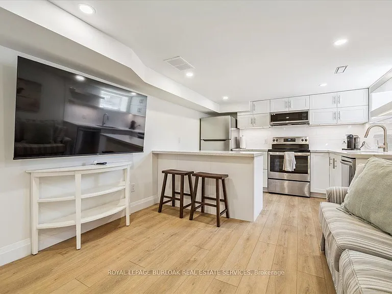 2113 New St #LOWER LEVEL — Photo 3