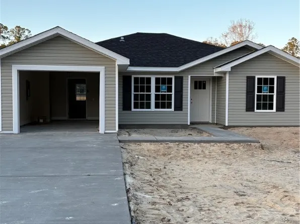 82 Meadowood Dr, Jesup, GA 31545