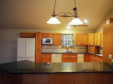 3rd image of 127 Pedernales Bend Dr