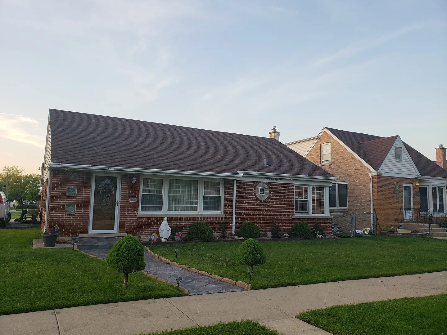 7152 W Keeney St photo 1