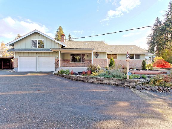 2nd image of 2719 Vista Pl W