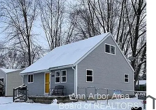 4 bed, 1170 sqft, $2,000 — Photo 2