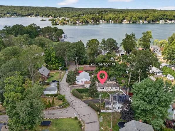 25 Emerson Road, East Hampton, CT 06424