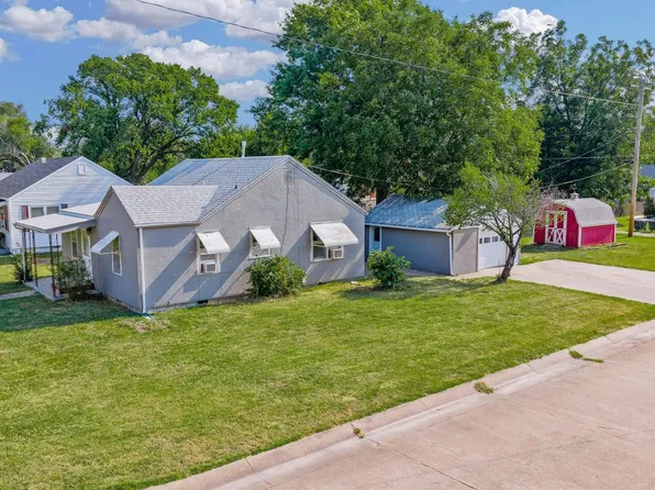 1501 N C St, Wellington, KS 67152