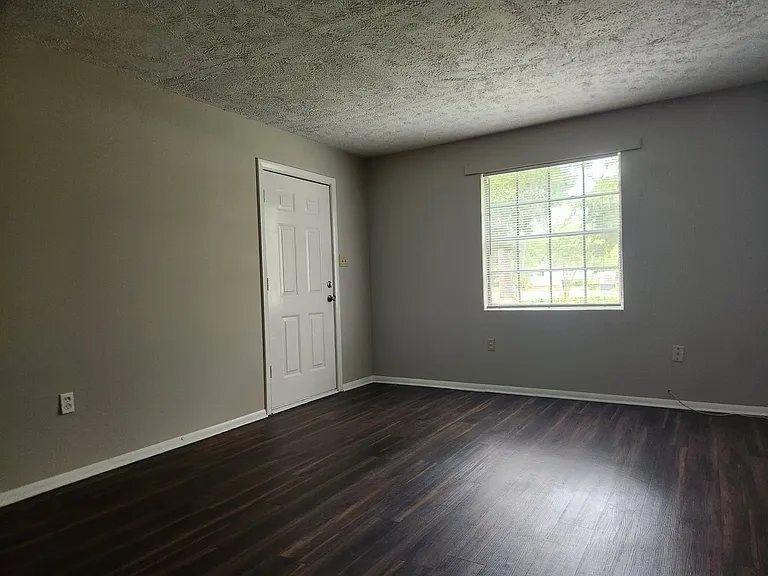 Duane Court - 3646 — Photo 3