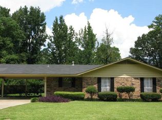 315 Emerson Dr, Hattiesburg, MS 39401