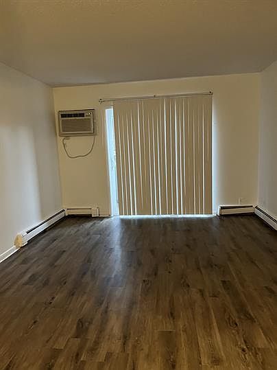 2nd image of 6319 Hickman Rd #11035133