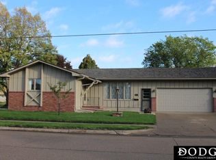 2508 E 3rd St, Fremont, NE 68025